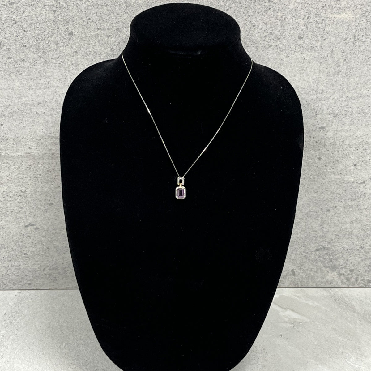 Pendant Rectangular with Chain "Amethyst"